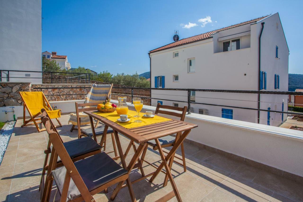 Apartment D Црес Екстер'єр фото